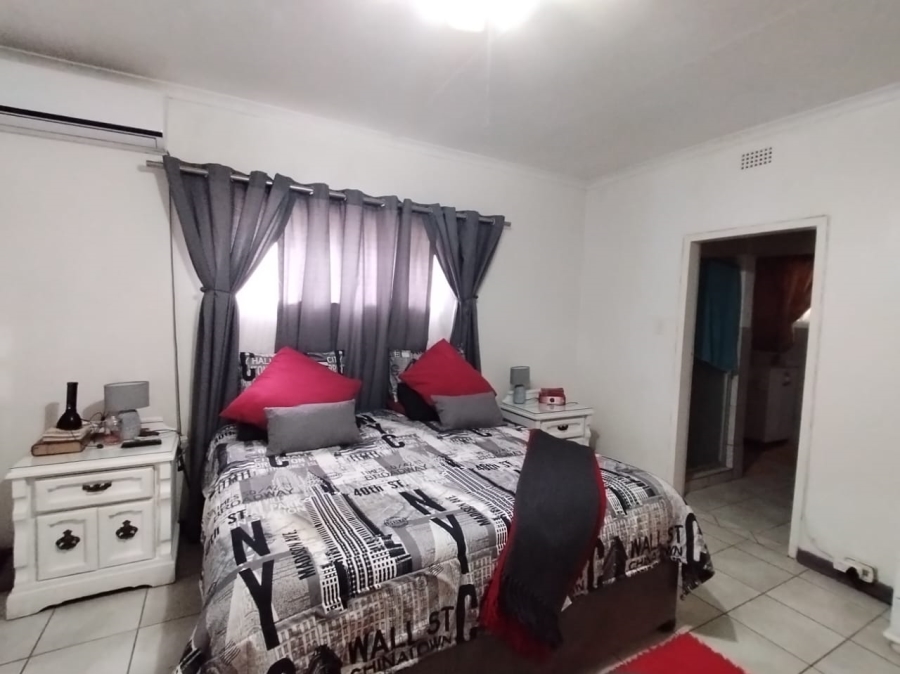 4 Bedroom Property for Sale in Protea Park North West